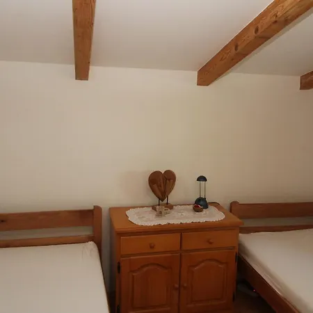 Casa Ajla With Private Pool Velovici