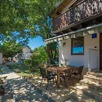 Casa Ajla With Private Pool 度假居