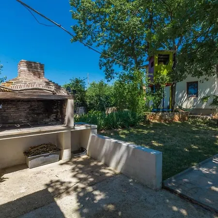 Casa Ajla With Private Pool