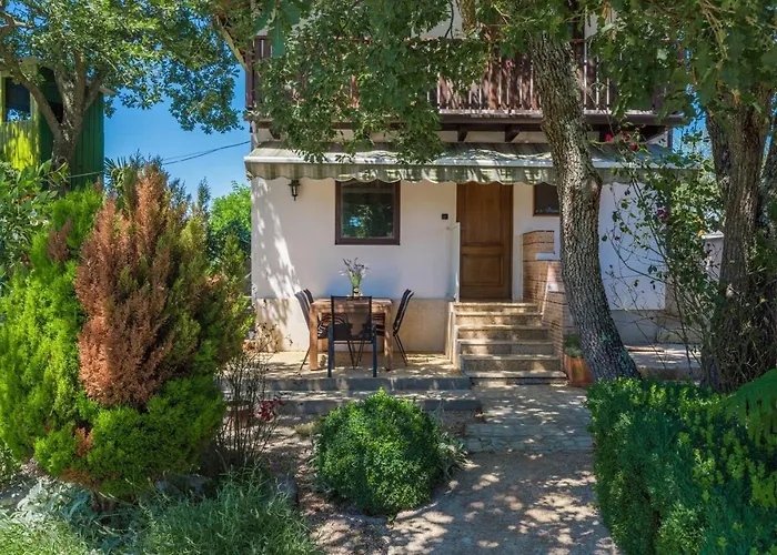 Vakantiehuis Casa Ajla With Private Pool *