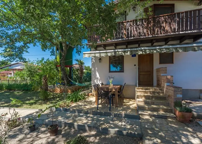 Vakantiehuis Casa Ajla With Private Pool