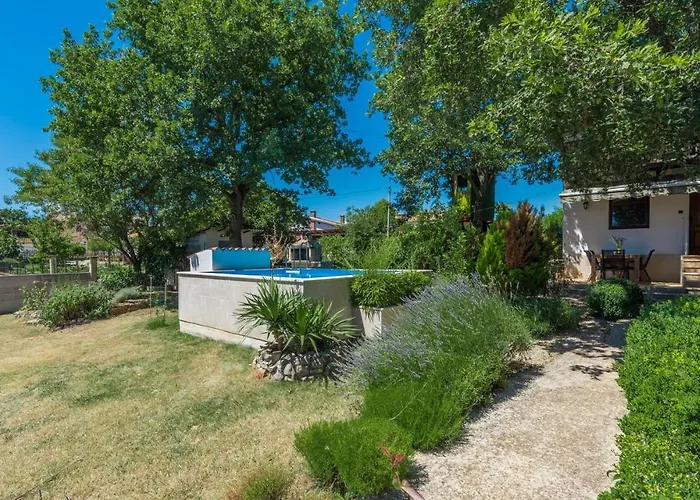 Vakantiehuis Casa Ajla With Private Pool *